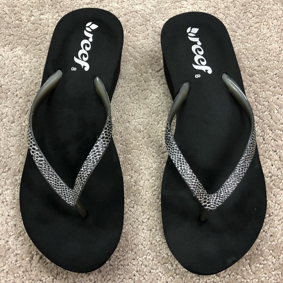 reef thong sandals